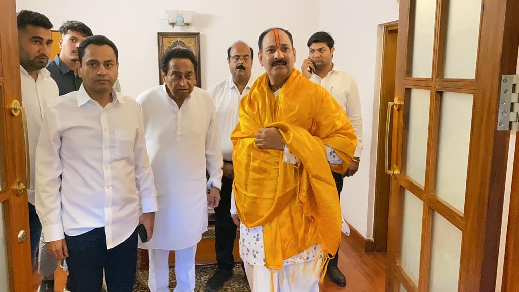 MP Politics: Pandit Pradeep Mishra Discloses Secret Behind Hanuman Bhakti of Kamal Nath, Simaria Hanuman