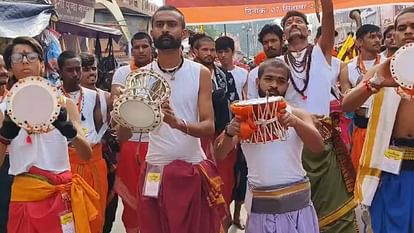 Procession taken out in Mathura to welcome Nandlal on Krishna Janmashtami