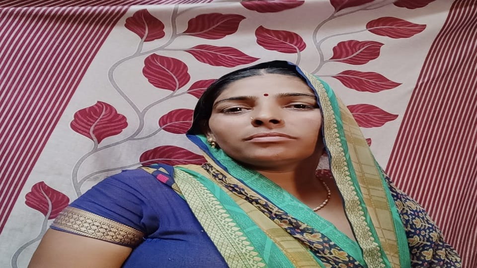 beggar robbed the woman after intoxicating her