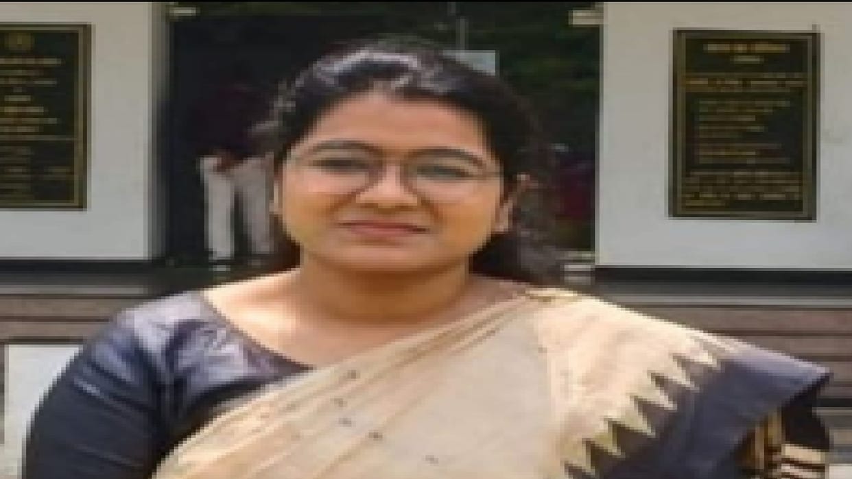 CGPSC 2022 Topper: Sarika became topper without any coaching, told secret of success