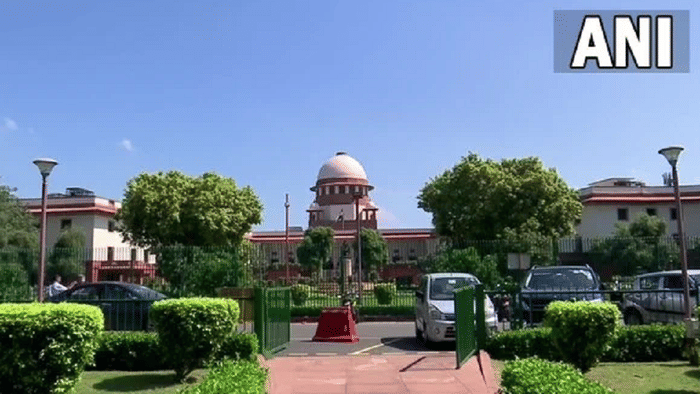 Supreme Court strict on land acquisition, said- cases of 10-15 years in Noida should be investigated