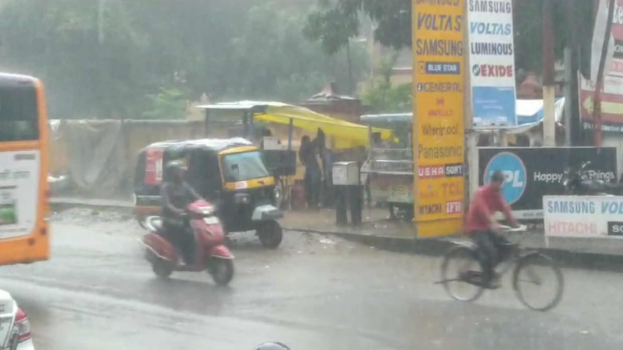 temperature down after Rain start in Gorakhpur