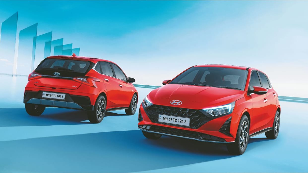 New version of premium hatchback launched, know engine specification and features details