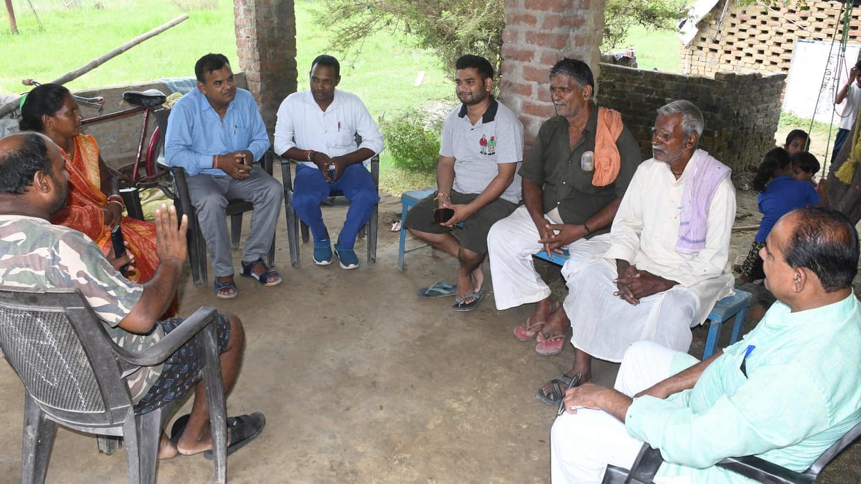 Jungle Kauria Jagdishpur Ring Road farmer said close work