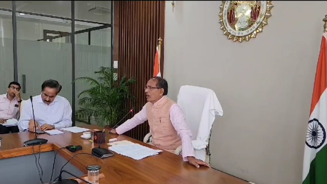 MP News: Shivraj said - Chief Minister Jan Awas Yojana will come soon, instructions given for 10 hours power s