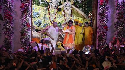 Mathura Janmashtami 2023 Live Updates Krishna Janmashtami Puja Muhurat in Mathura Vrindavan