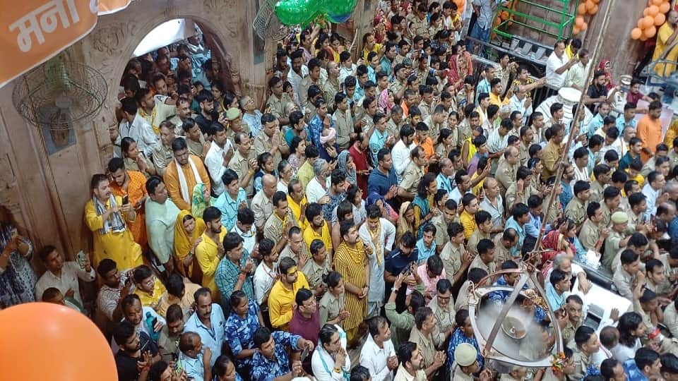 banke bihari temple mangla aarti on Krishna Janmashtami 2023