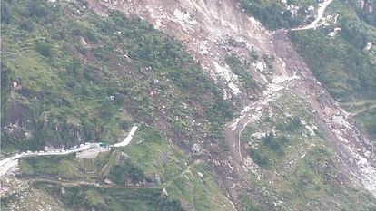 Kinnaur Landslide: किन्नौर जिले में निगुलसरी के पास भारी भूस्खलन, नेशनल हाईवे पांच अवरुद्ध Himachal News: National Highway 5 blocked closed due to heavy landslide near Nigulsari in Kinnaur district