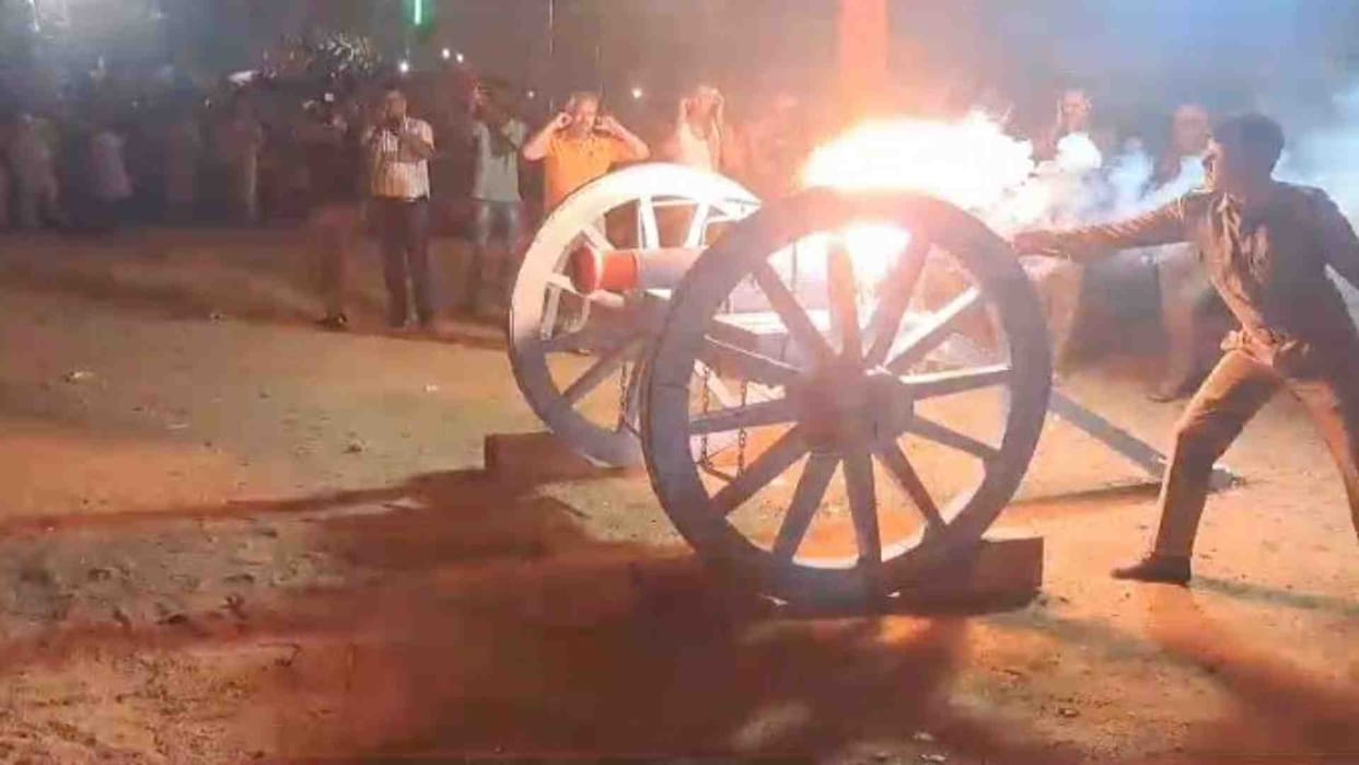 21 gun salute given at Shrinathji temple on the occasion of Shri Krishna's birth anniversary