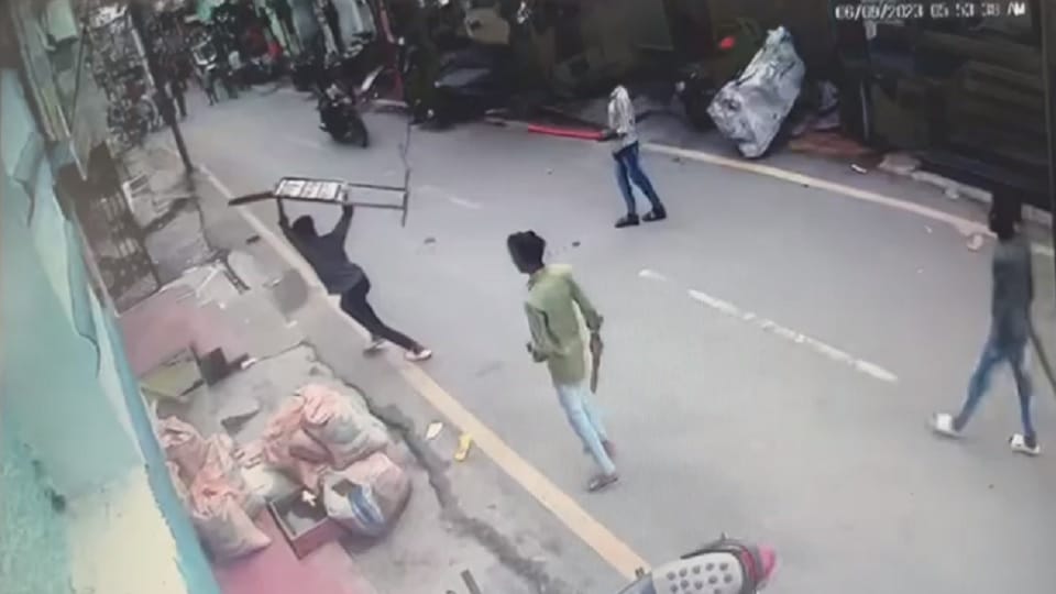 vandalism in hair salon operator's shop in Bilaspur
