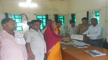 panchayat by election results declares in shahjahanpur