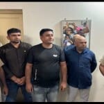 पुलिस की गिरफ्त में आरोपी