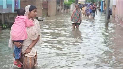 Bihar News : दरभंगा में बारिश के पानी में डूबकर बच्चे की मौत; मेडिकल कॉलेज अस्पताल पानी-पानी Bihar News: Child dies by drowning in rain water in Darbhanga; DMCH also submerged. bihar police
