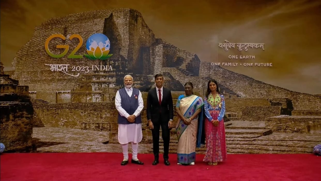 Nalanda university image forms backdrop at greeting area at dinner hosted by President Murmu for G20 delegates