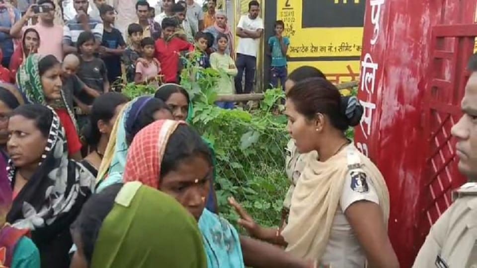 Dead body of a youth from Kabirdham district found near Chitrakoot railway station in UP