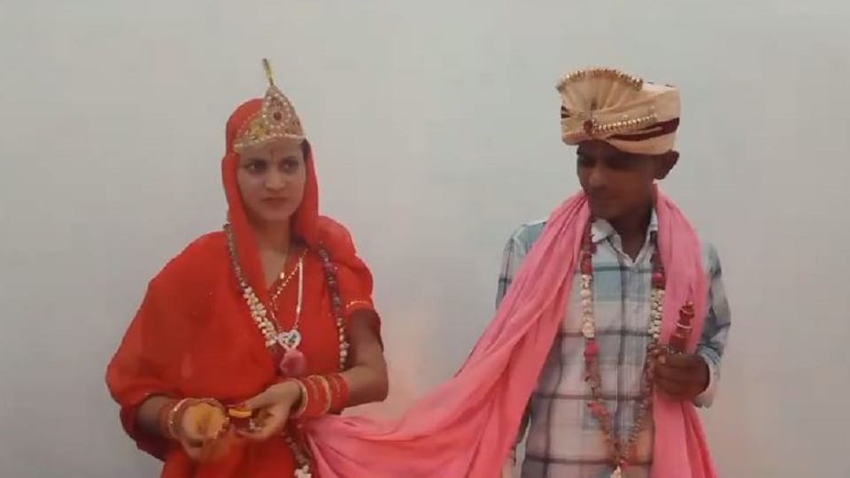 Muslim girl converted to religion and married her lover in Bareilly