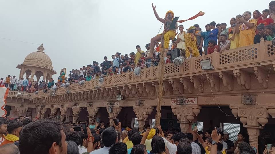 Celebrations are being held in Nand village after incarnation of Shri Krishna in Mathura