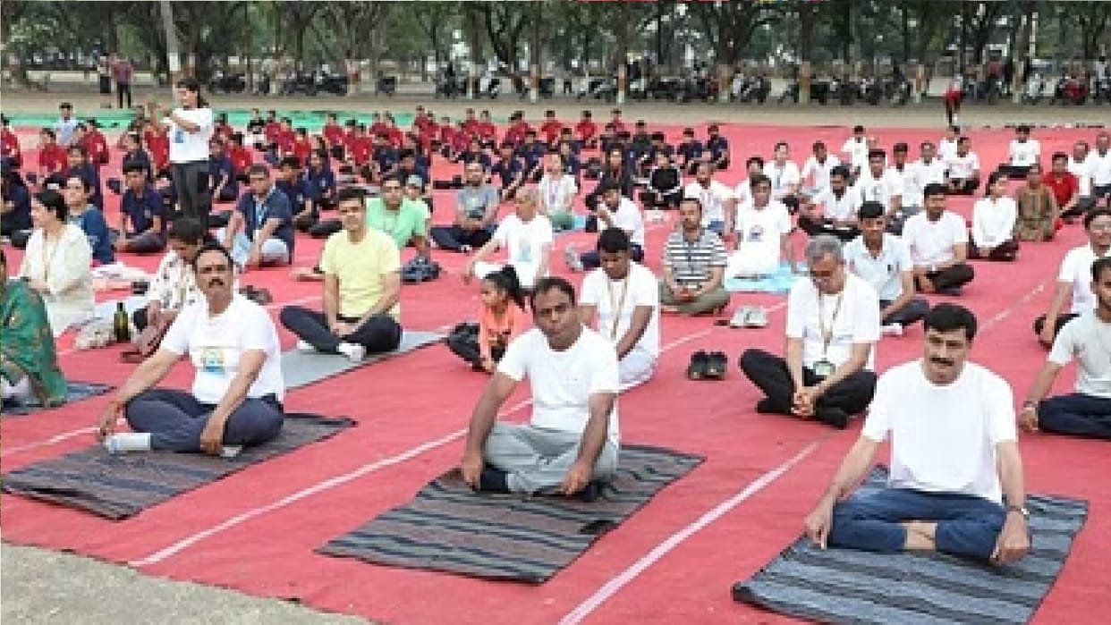 World record will be made in Chhattisgarh: 1500 people will do Setubandha Asana tomorrow