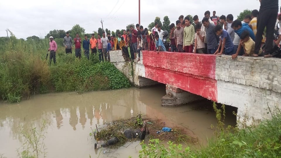Sensation due to discovery of unidentified dead body