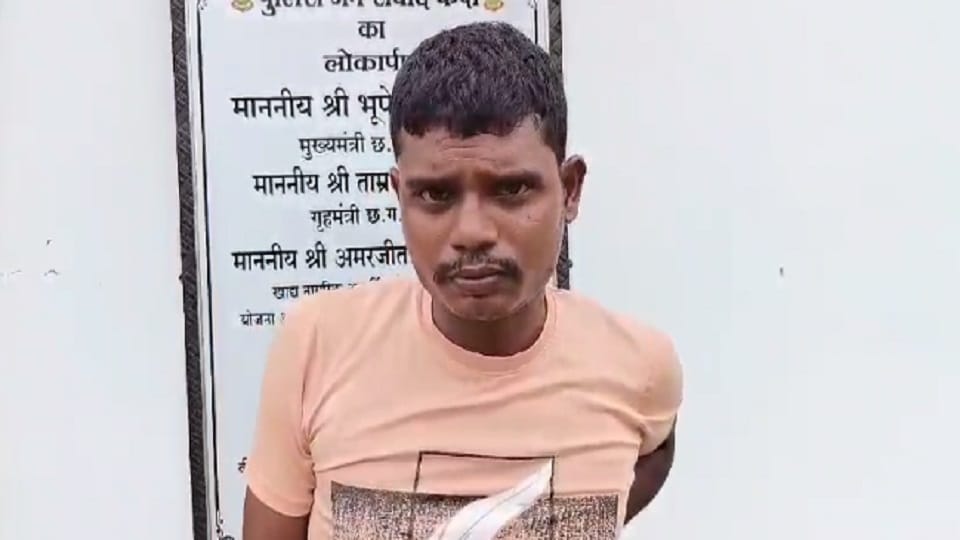 police arrested young man roaming on road with country-made pistol