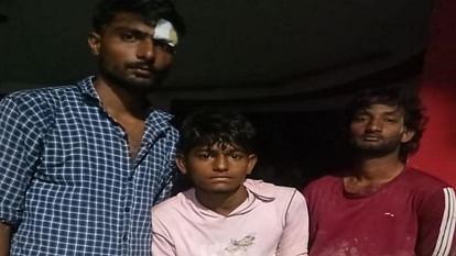 Hathras News: झूला संचालक से मारपीट, बचाने आए मेला आयोजक व परिजनों को भी पीटा, दो हिरासत में fight with swing operator