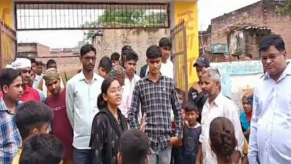 Four villagers died of fever in Badaun Bhandra village