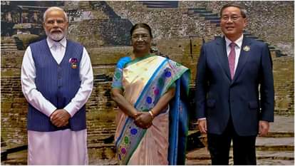 चीन के प्रधानमंत्री ली कियांग का राष्ट्रपति द्रौपदी मुर्मू और प्रधानमंत्री मोदी ने स्वागत किया।