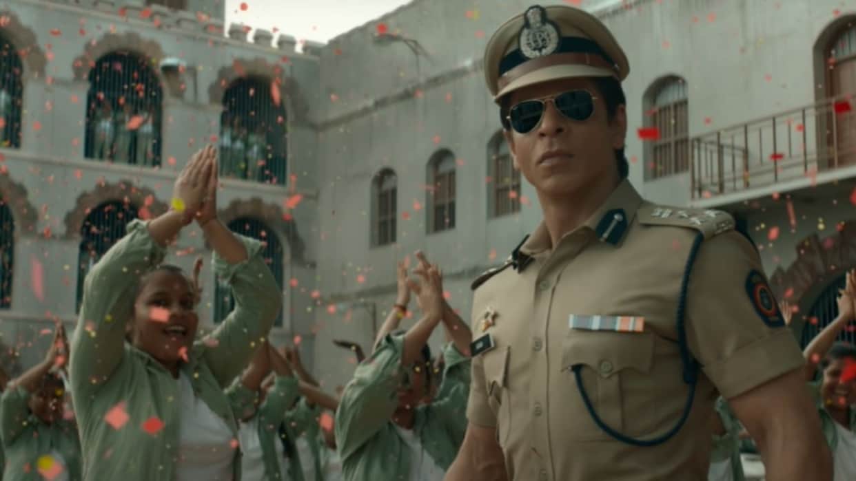 Shah rukh Khan Fans Demanded Rufund For Jawan From Cinema Hall Owner Know Reason here
