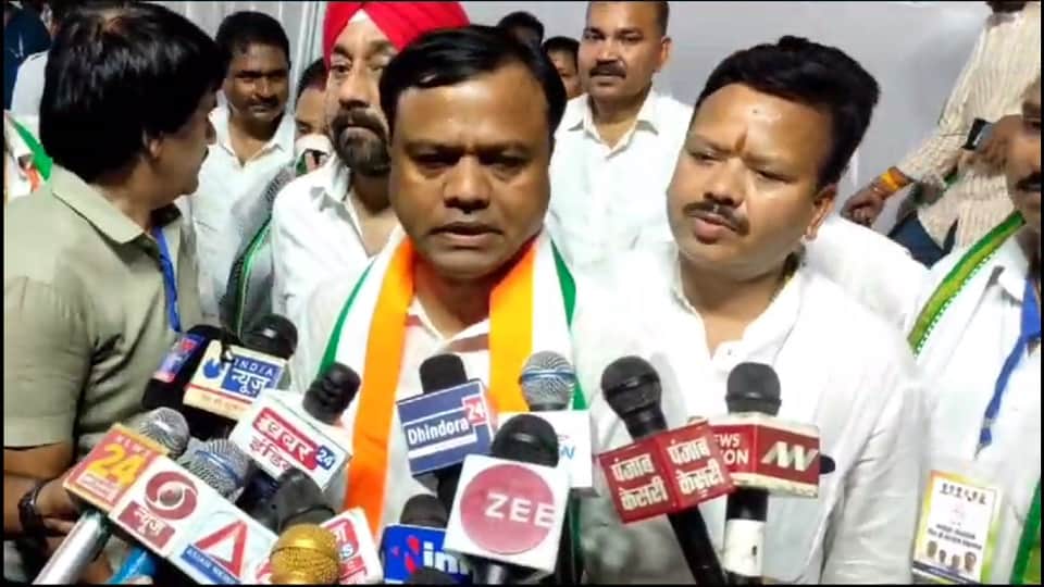 State President Deepak Baij instilled enthusiasm among workers in resolution camp