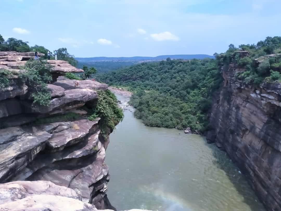 Aurwatand Waterfall This tourist spot of Chandauli is situated in lap of nature see photos