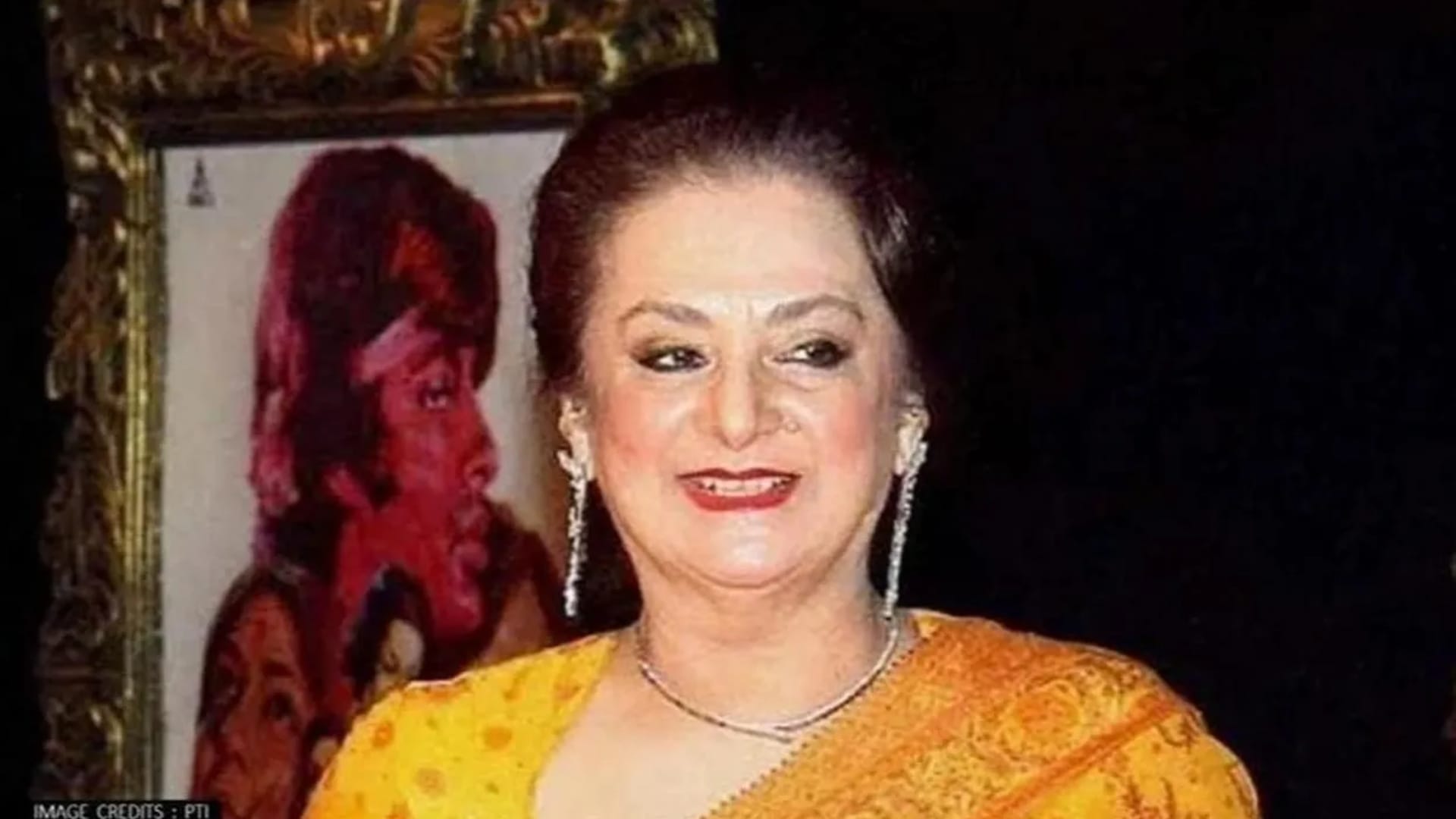 Saira Banu remembers husband late actor dilip kumar on 75th Republic Day shares his throwback video goes viral