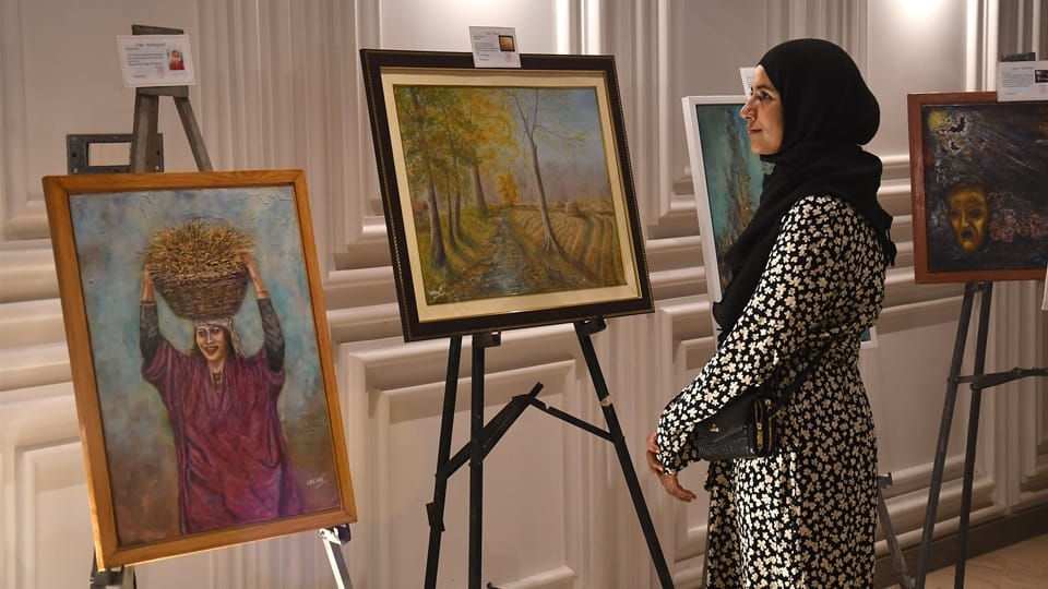 Srinagar art exhibition: Tourism Secretary said Government take every step to provide platform to artists
