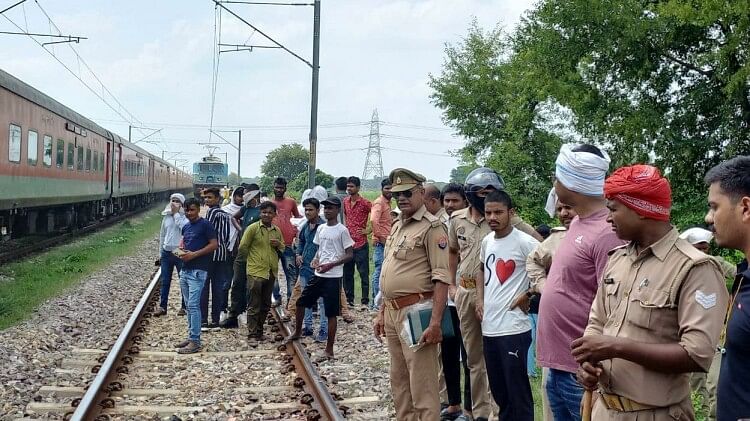 Bhadohi: भाभी की बहन से शादी नहीं होने पर युवक ने किया ऐसा काम, परिजनों में मच गया कोहराम