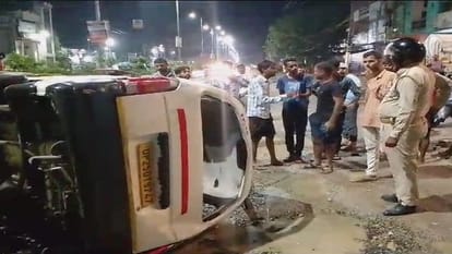 two youths injured in road accident in bareilly