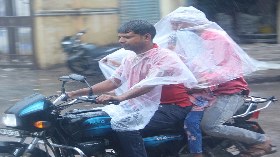 Aligarh submerged due to continuous rain