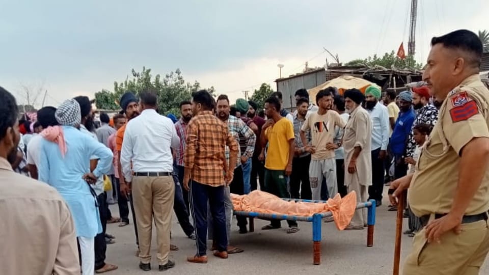 Employee was repairing transformer, switched on electricity without notice, death