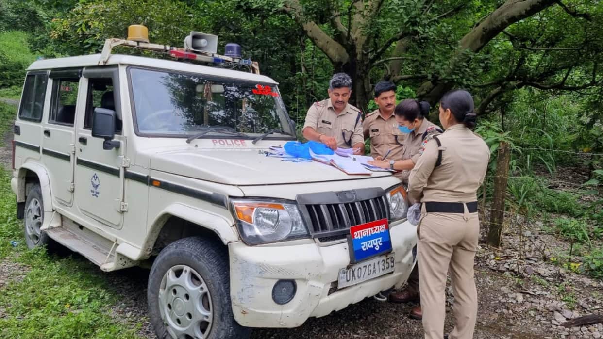 Dehradun Crime Sensation as girl dead body found near Thano Marg Sexual harassment