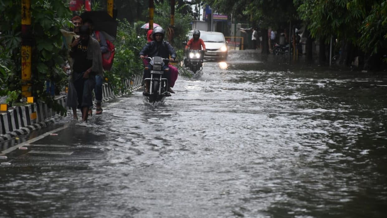 UP Weather Forecast Today IMD Rain Alert In Uttar Pradesh Aaj Ka Mausam Report News