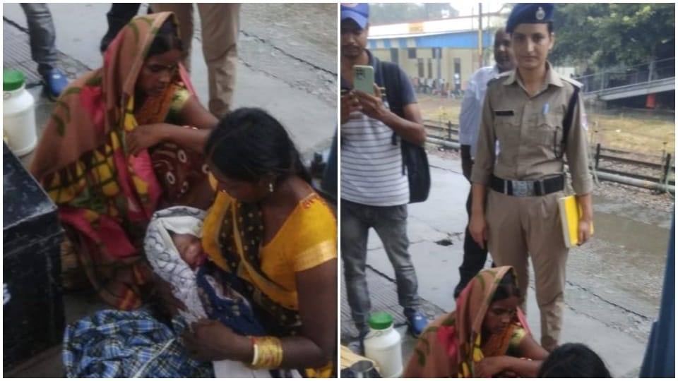 Woman gave birth child Moradabad railway station, mother in law got delivery done