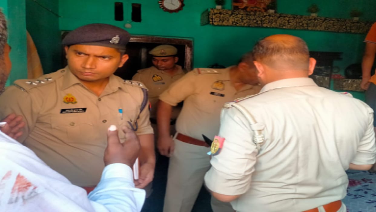 Shamli: A youth committed suicide by hanging after Infamous his wife of many youths