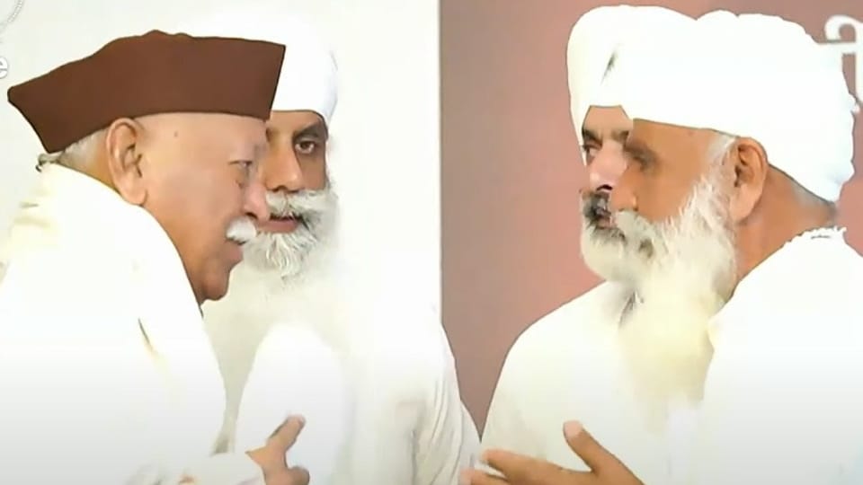 RSS chief Mohan Bhagwat visit Bhaini Sahib headquarters of Namdhari community in Ludhiana
