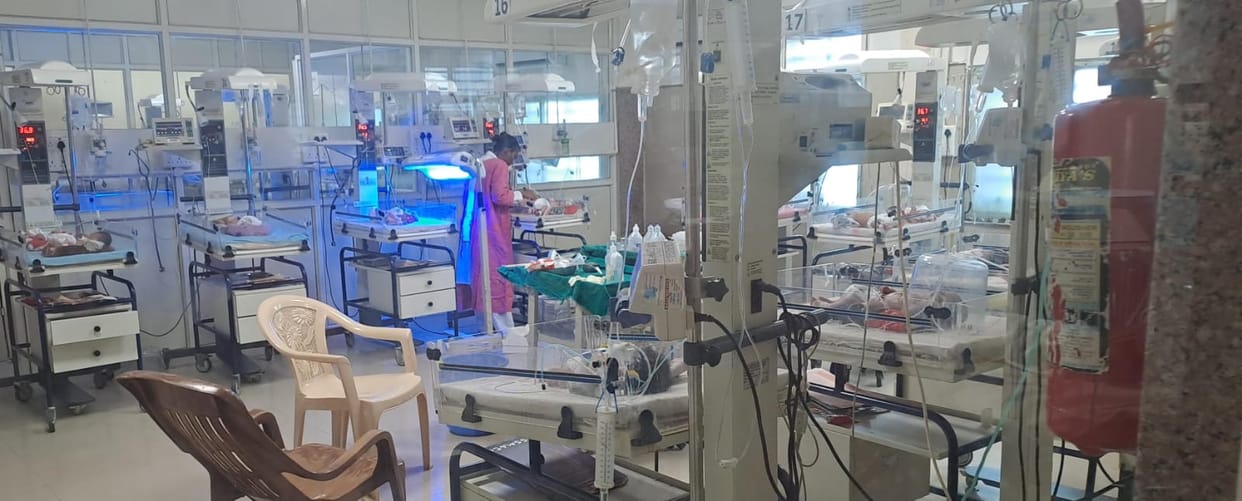 In Damoh, a newborn girl was thrown into a pit full of ants, doctors were trying to keep her alive.