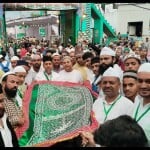 मायावती की ओर से बसपा नेताओं ने पेश की चादर