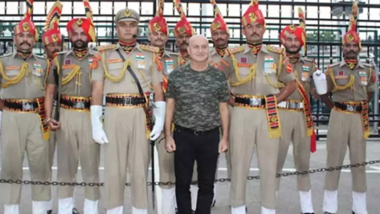 Anupam Kher attends the beating retreat ceremony at the attari wagah border