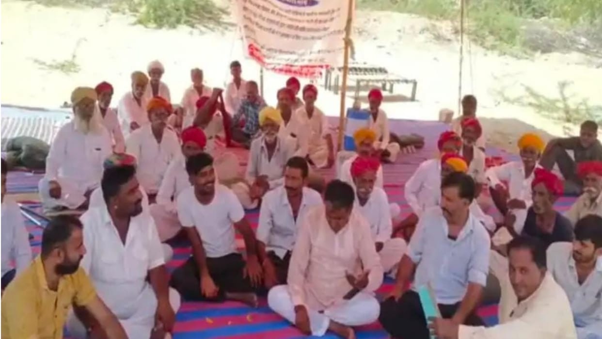 Jaisalmer Farmers warned of suicide on land scam said Government should free Gochar land from land ma