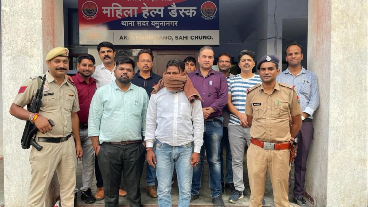 Haryana: Used to check fetus gender in UP's Nakur, broker caught