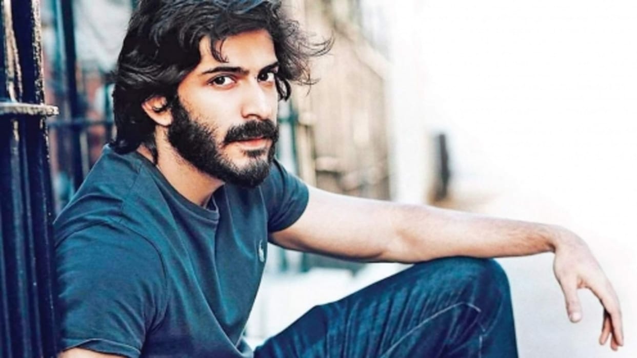 anil kapoor son harsh varrdhan kapoor get trolled for new post asking people to buy only branded sneakers