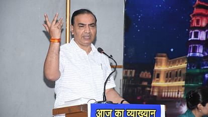 Indore: सांसद, विधायक और पार्षद के लिए भी परीक्षा अनिवार्य हो, हमें अनपढ़ नेता नहीं बेस्ट जनप्रतिनिधि चाहिए politics rules and regulations education age