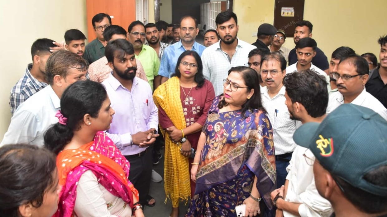 Gorakhpur University Employees found absent in delegation Vice Chancellor seeks answers