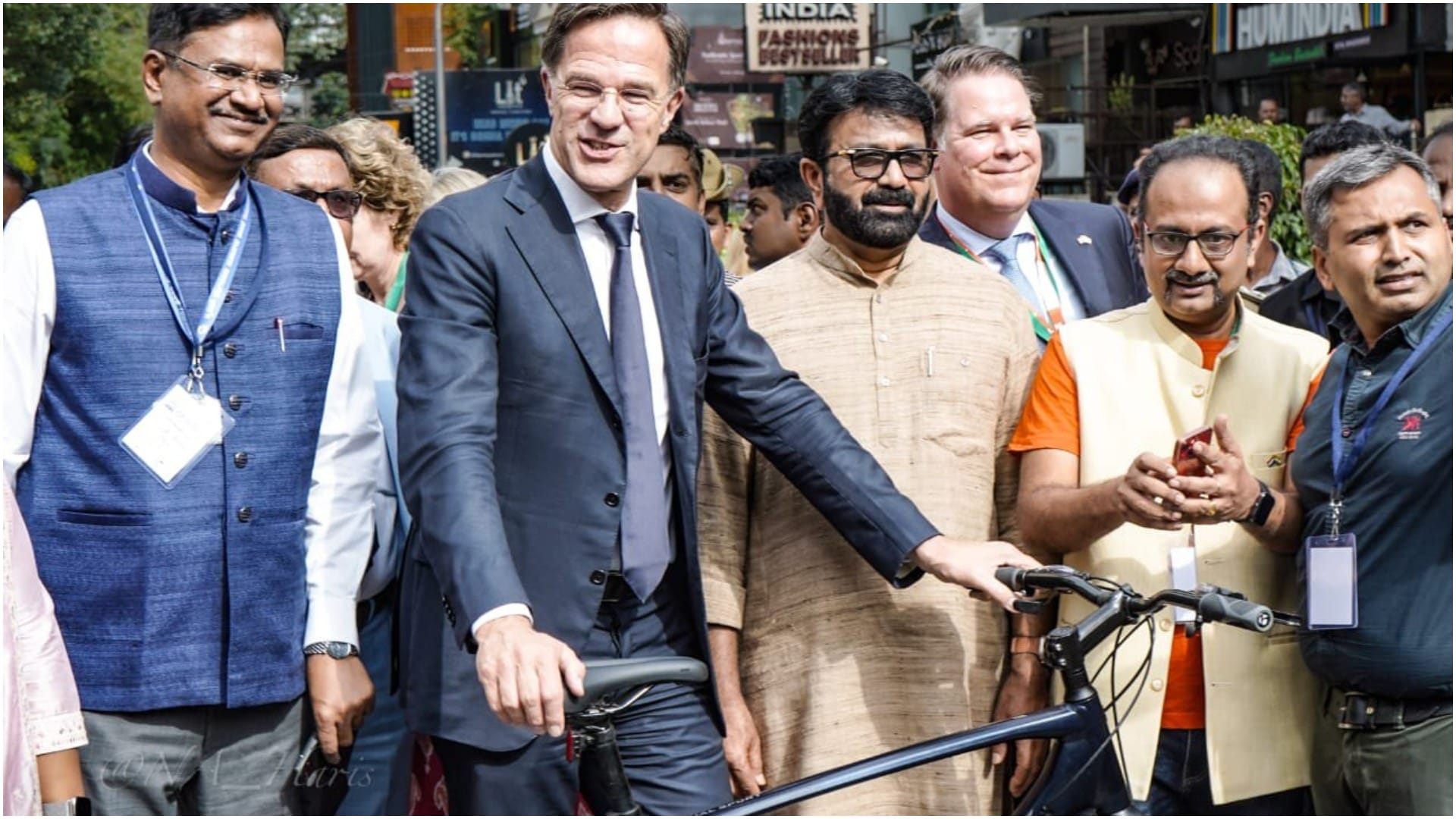 The Netherlands Prime Minister Mark Rutte Bangaluru visit Church Street masala tea UPI payment and cycling